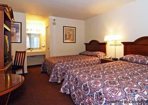 Days By Wyndham Drive 3* College Station