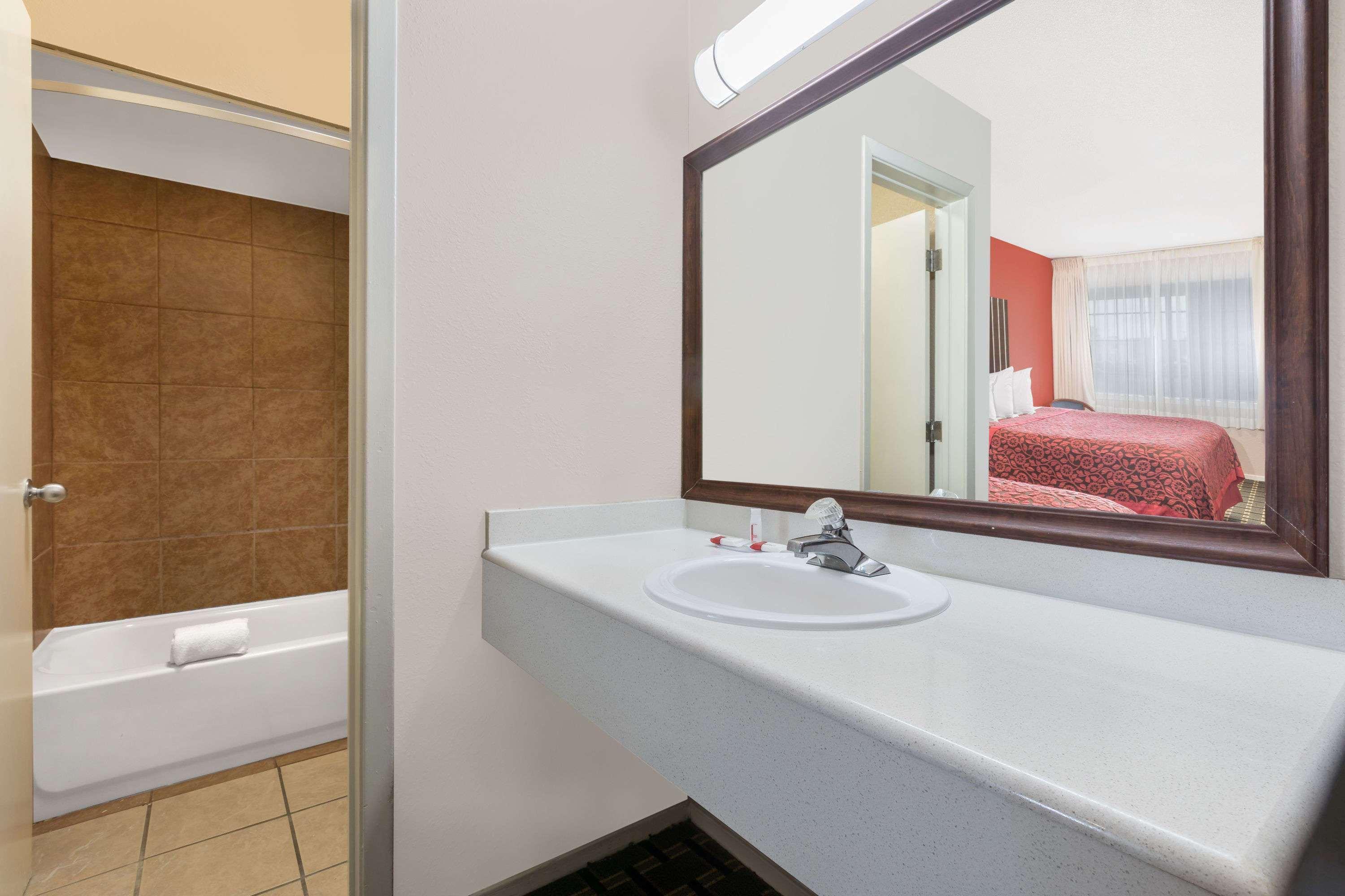 Days By Wyndham Drive 3*