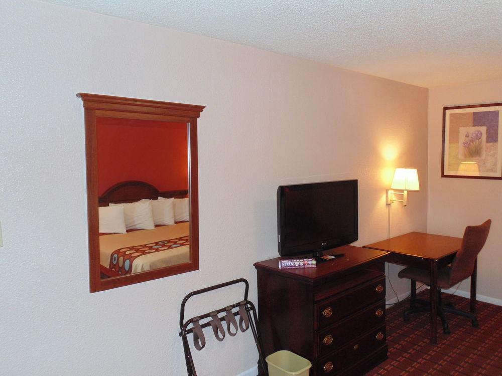 Motel Days By Wyndham Drive 3*
