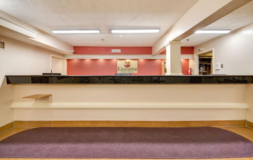 Motel Days By Wyndham Drive College Station